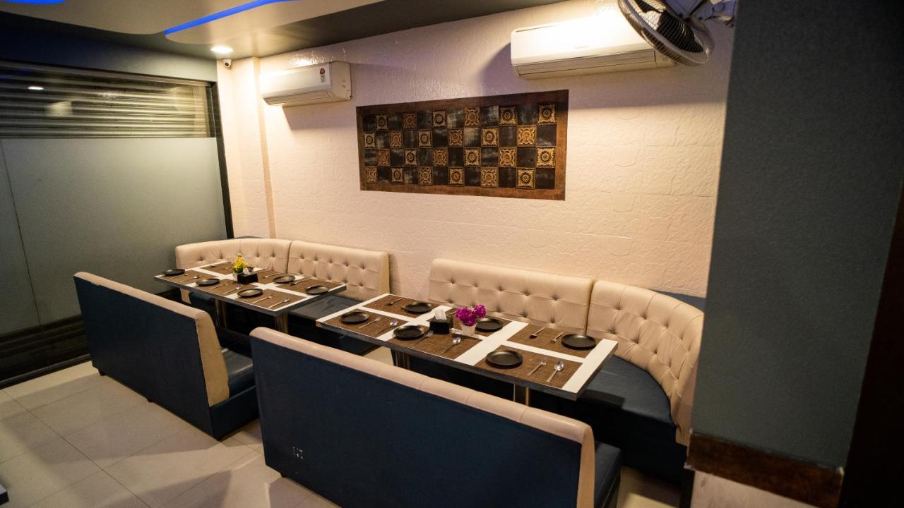 Hotel Mari Aai Residency ナビムンバイ エクステリア 写真