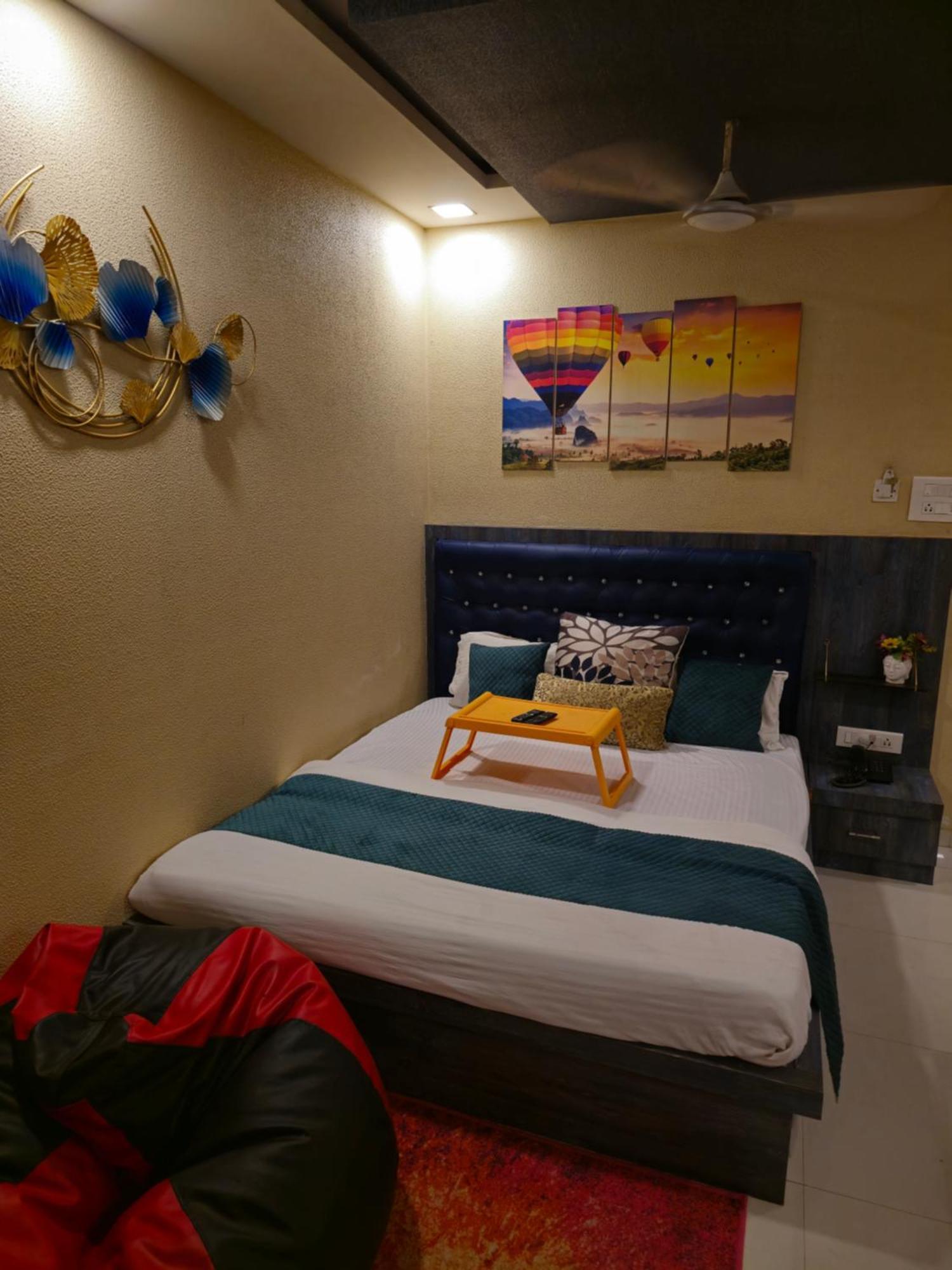 Hotel Mari Aai Residency ナビムンバイ 部屋 写真