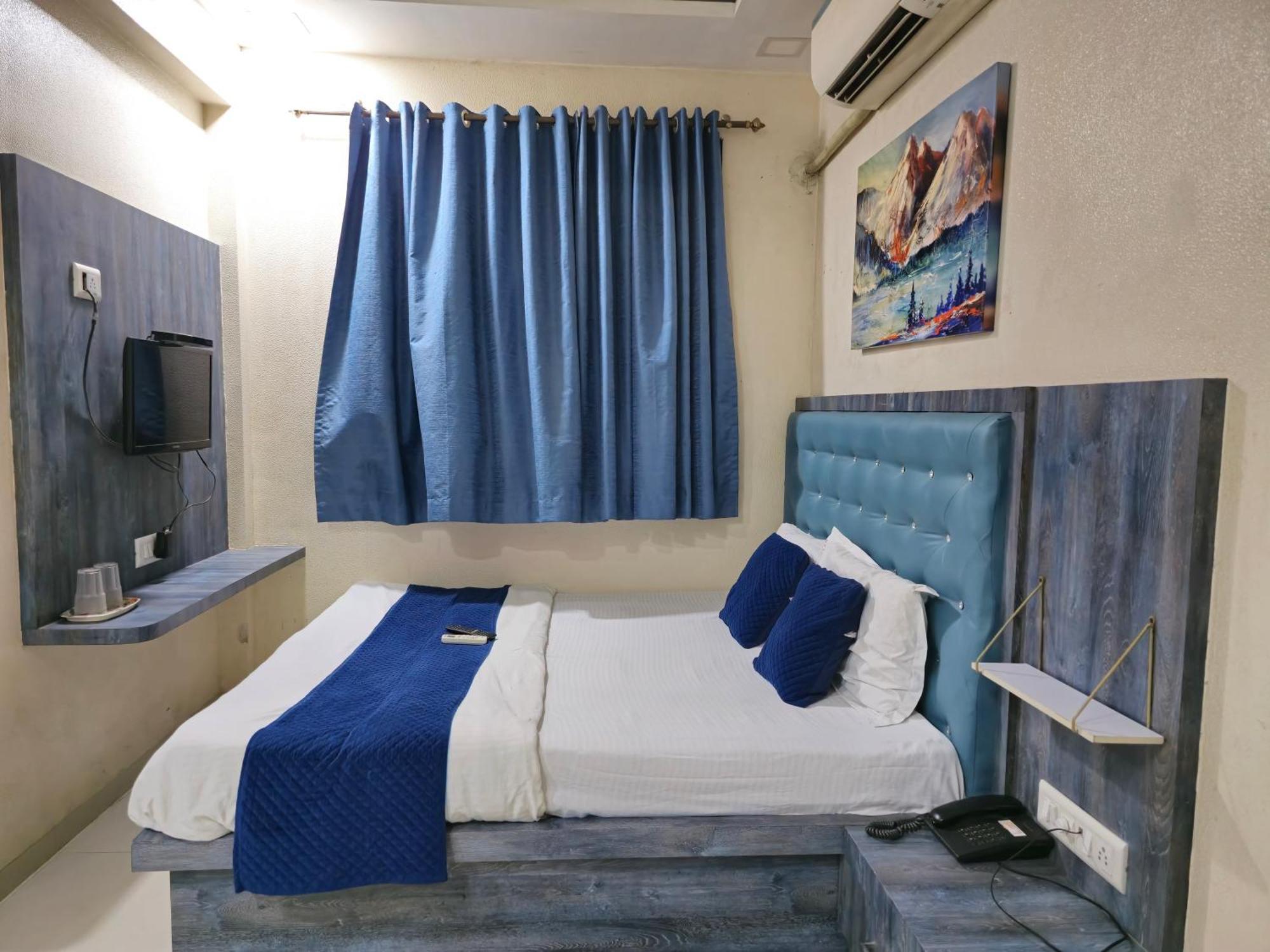Hotel Mari Aai Residency ナビムンバイ 部屋 写真