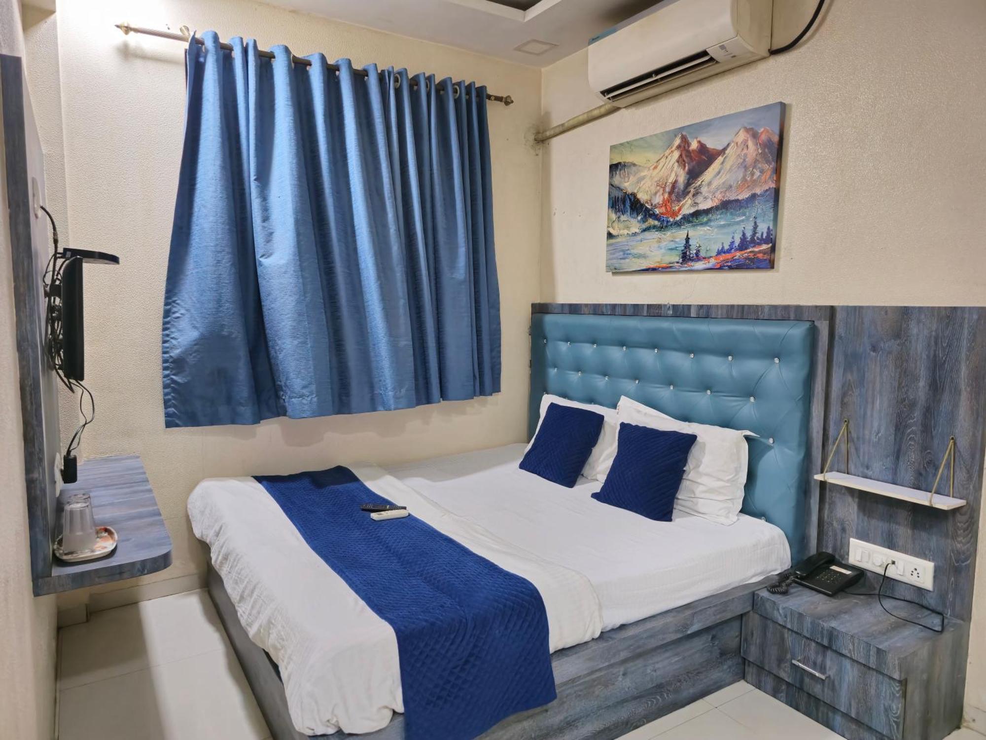 Hotel Mari Aai Residency ナビムンバイ 部屋 写真